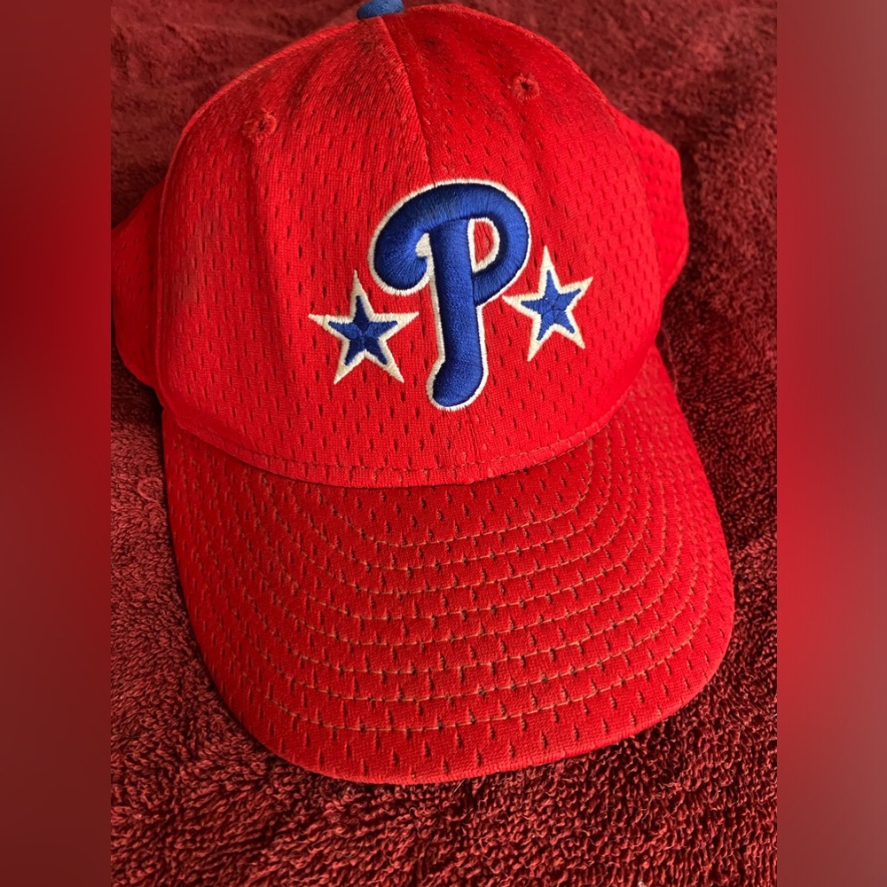Philadelphia Phillies vintage spring training batting practice fitted cap. 7 5/8